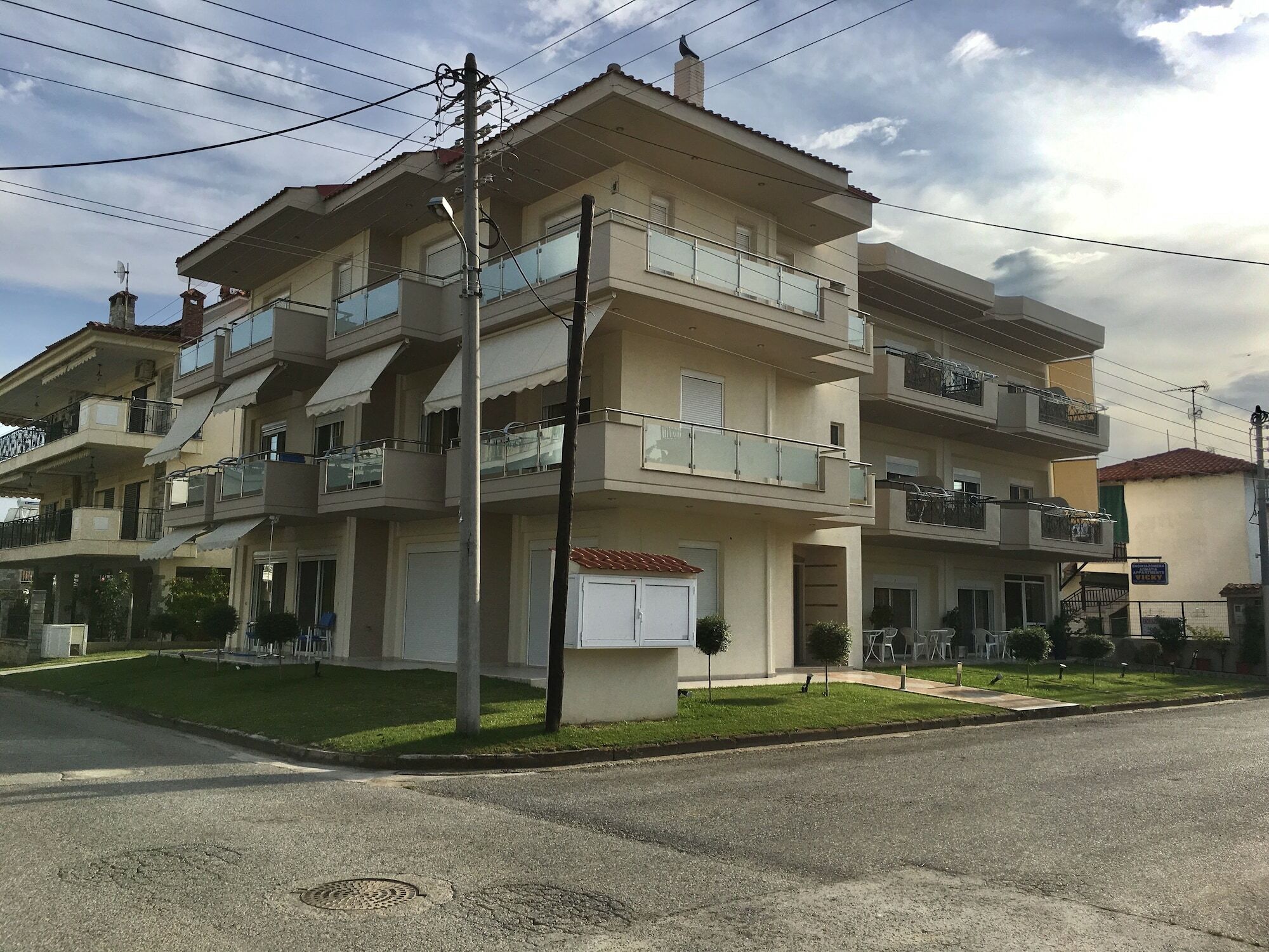 Vicky Apartment Paralia Dionisiou