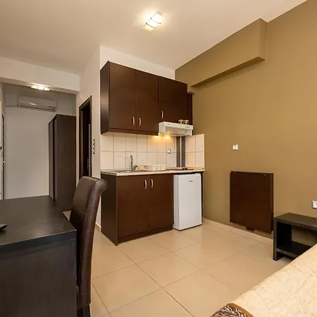 Vicky Rooms Paralia Dionysiou Exterior photo